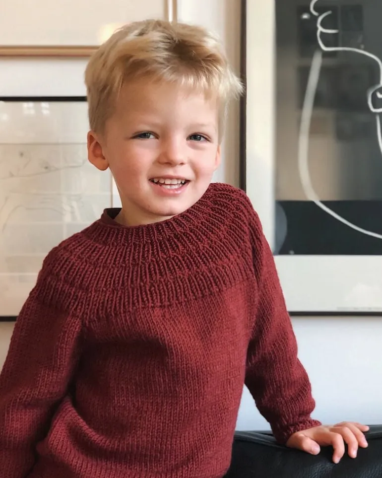 Anker's Sweater by PetiteKnit, in English