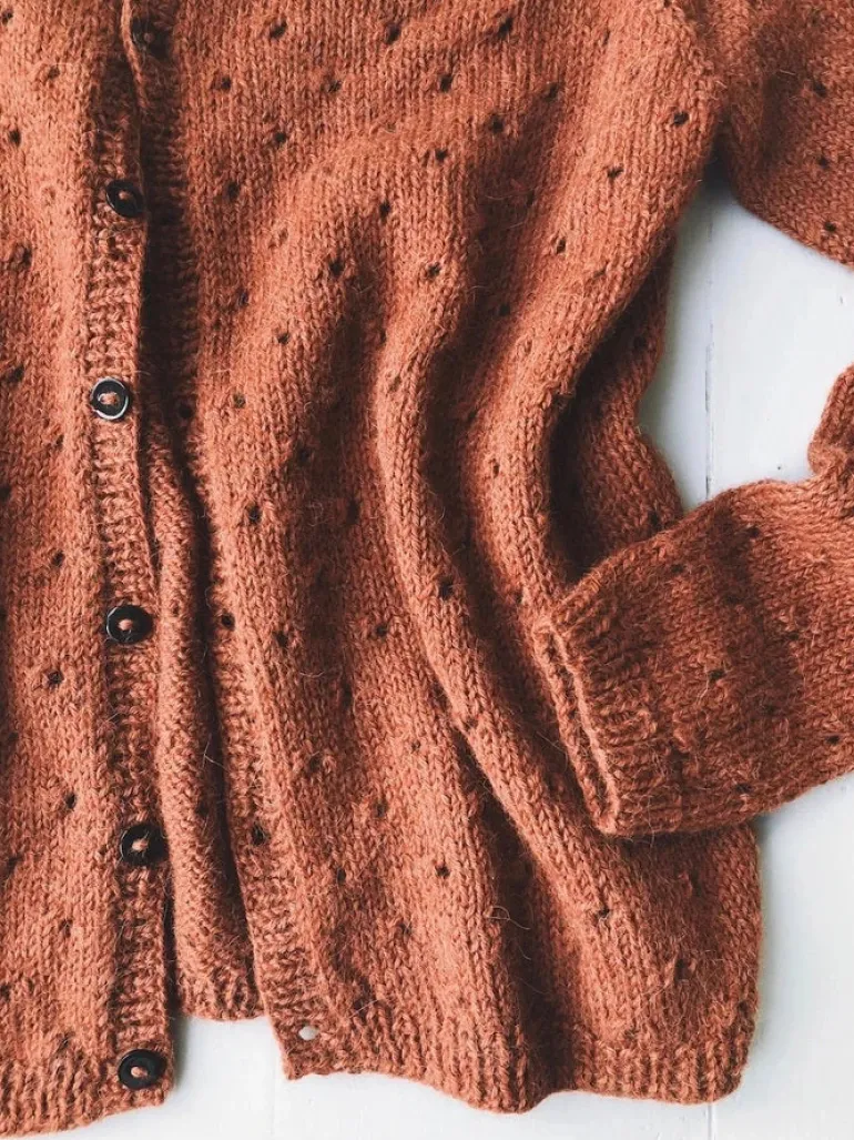 Anna's Cardigan - My size by PetiteKnit, in English