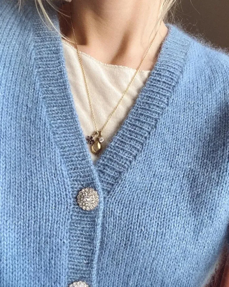 April Cardigan by PetiteKnit, in English