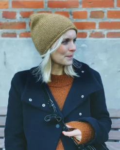 Baggy Hat by PetiteKnit, in English