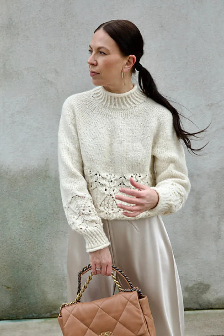 Blanc de Blancs Sweater by Leeni Hoimela, in english