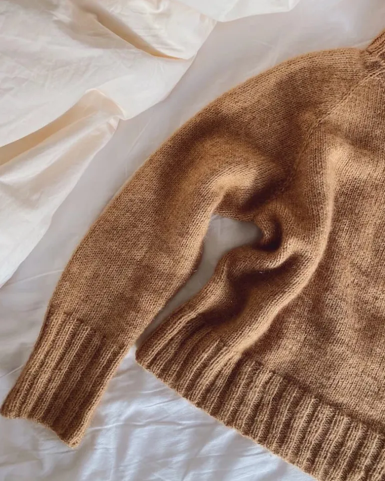 Caramel Sweater by PetiteKnit (suomeksi)