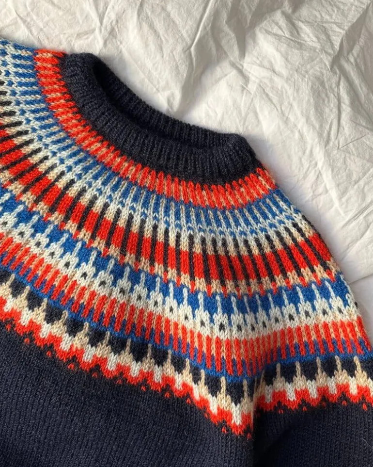 Celeste Sweater Man by PetiteKnit, in English