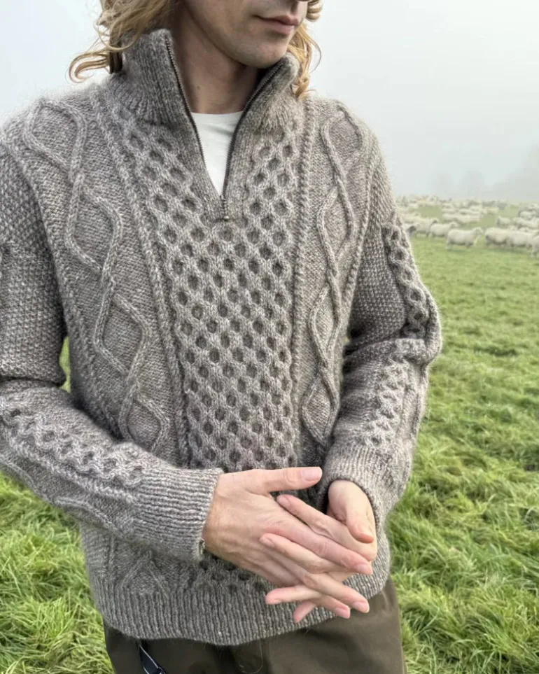 Dagmar Zipper Sweater by PetiteKnit - Man, in English