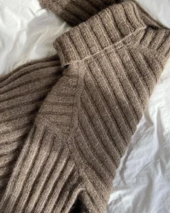 Hazel Sweater by PetiteKnit, in English