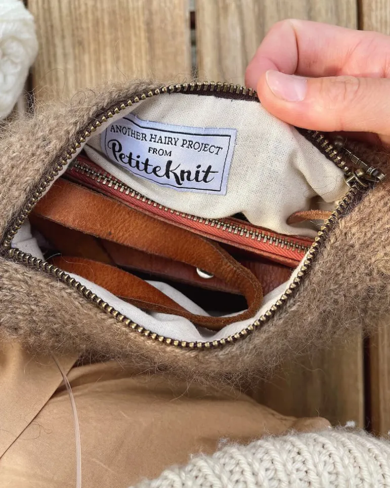 Honey Clutch by PetiteKnit, in English