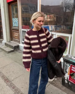 Key Cardigan by PetiteKnit, in English
