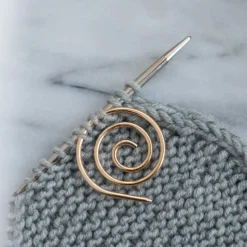Knits spiraali apupuikko