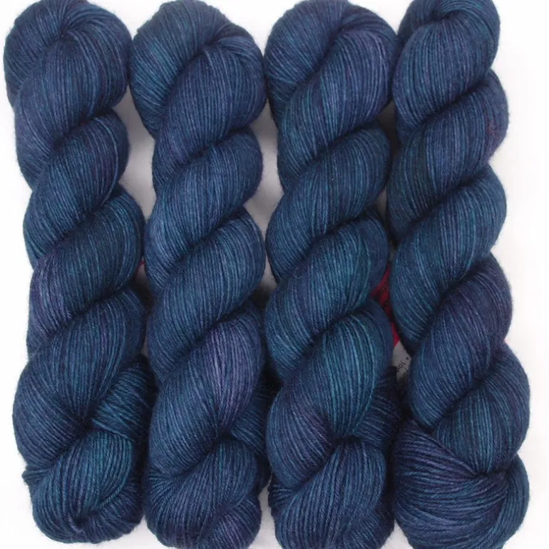 Lanitium ex Machina New Basic Sock