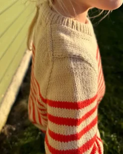 Lyon Sweater Junior by PetiteKnit, in English