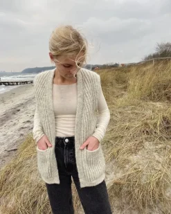 November Vest by PetiteKnit, in English