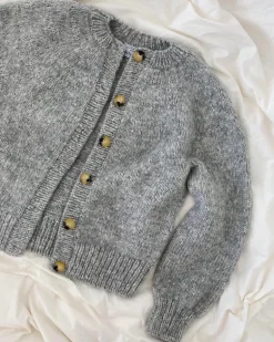Novice Cardigan - Chunky Edition by PetiteKnit, in English