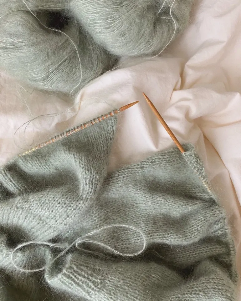 Novice Cardigan, Mohair Edition by PetiteKnit, in English