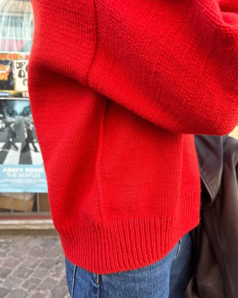 PetiteKnit Scarlet Sweater in English