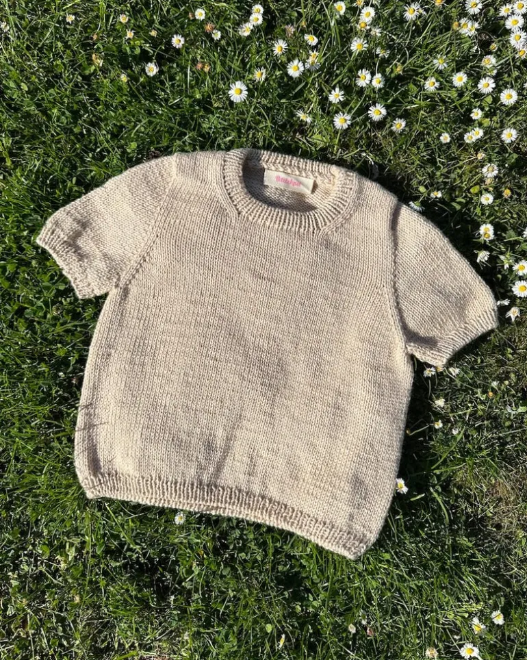 Poppy Tee Junior by PetiteKnit, in English