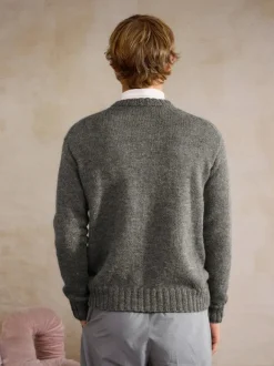 Sandnes Garn 2412_05 Brendan Sweater Man, English