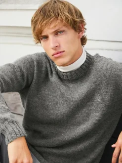 Sandnes Garn 2412_05 Brendan Sweater Man, English