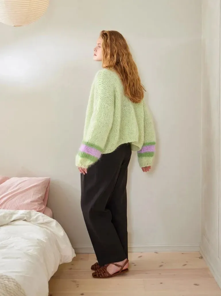 Sandnes Garn 2402_02 Facile Cardigan Ballerina Chunky Mohair / Suomeksi