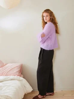 Sandnes Garn 2402_04 Facile Sweater Ballerina Chunky Mohair / Suomeksi