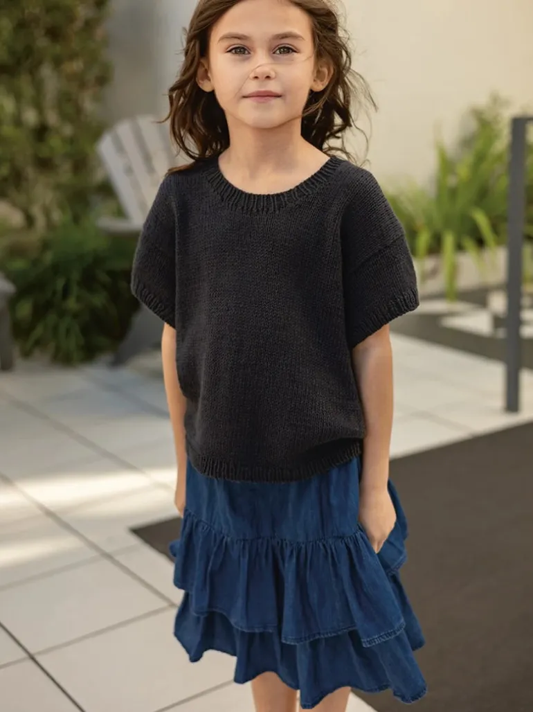 Sandnes Garn 2503_06 Mio Tee & Shorts Junior, English