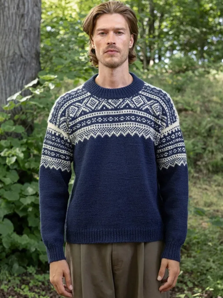 Sandnes Garn Marius Sweater 2410_03 in English