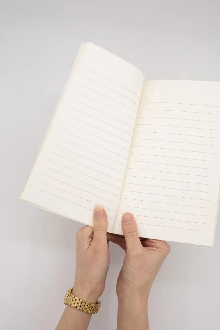 Sandnes Garn Your Journal muistivihko