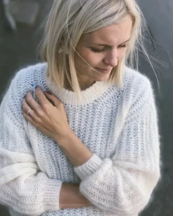 September Sweater by PetiteKnit, in English