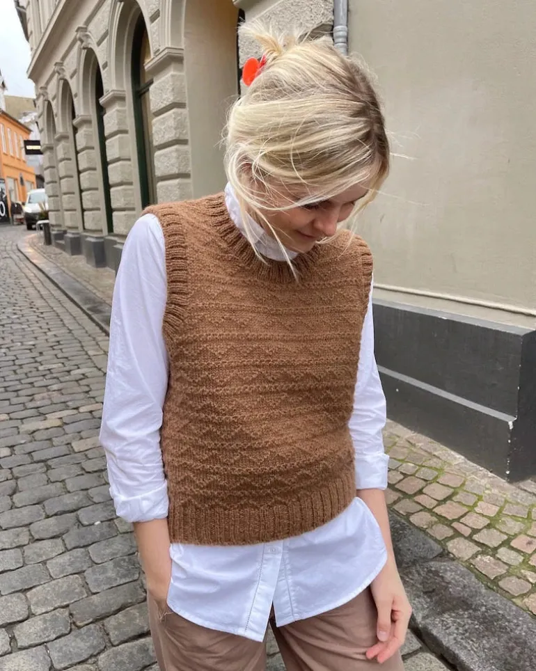 Sille Slipover by PetiteKnit, in English, in English