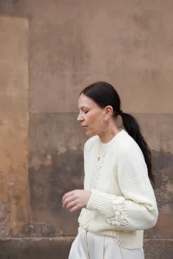Soft Shimo Sweater by Leeni Hoimela, in english