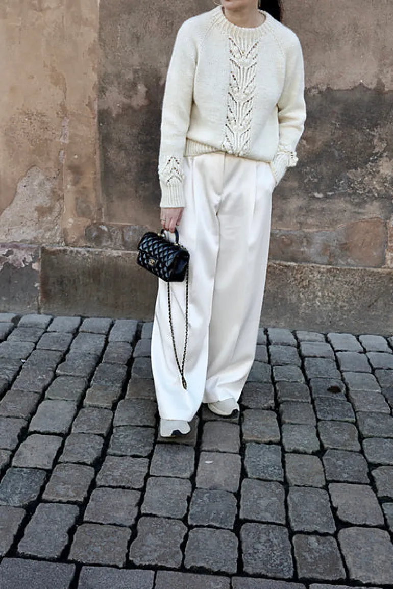 Soft Shimo Sweater by Leeni Hoimela, in english