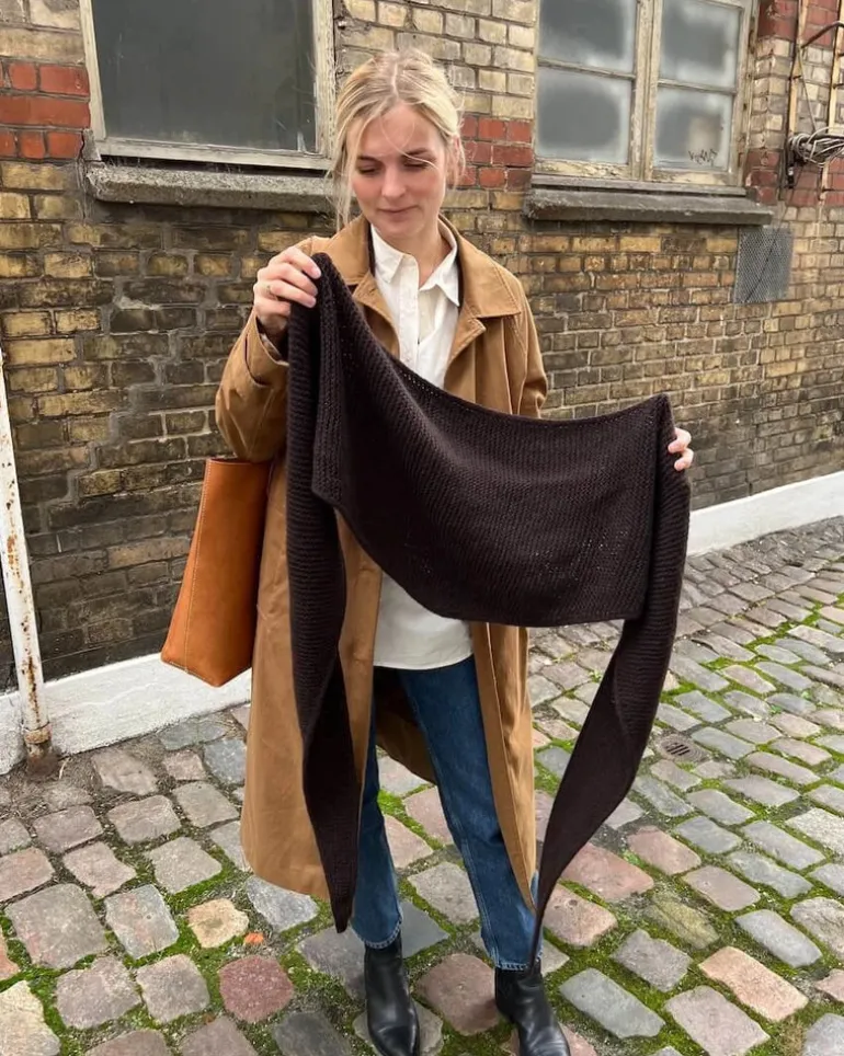 Sophie Shawl by PetiteKnit, English