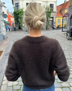 Stockholm Sweater by PetiteKnit, in English