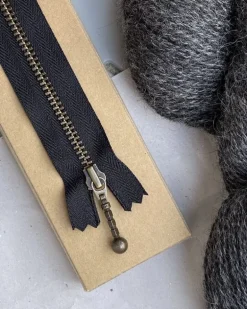 Vetoketju 35 cm Zipper Sweater, PetiteKnit