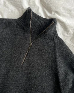 Zipper Sweater Light by PetiteKnit - Man, in English